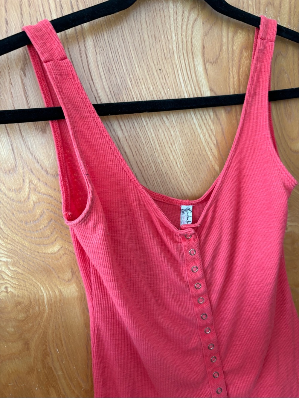 Free People Coral Ribbed Button-Front Tank S - Picture 3 of 7